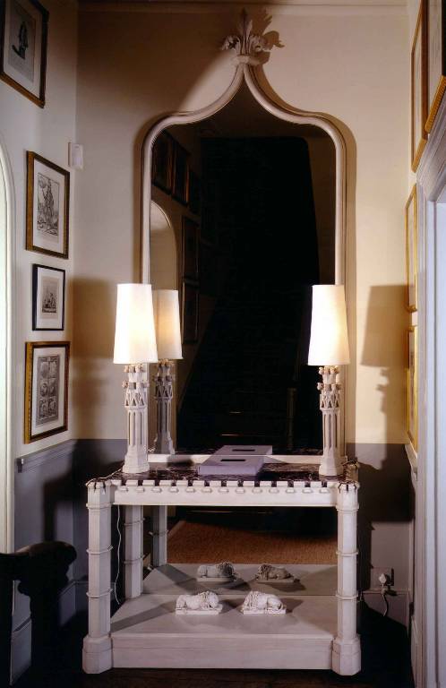 Regency gothick console table and mirror with matching lamps, 2004