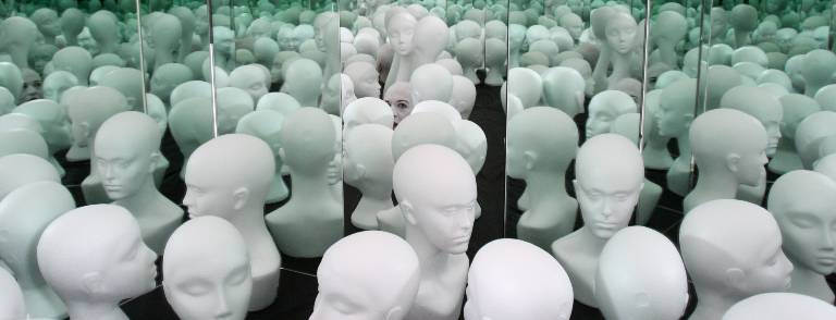 Misti Leitz UK sculptor & designer - another face in the crowd