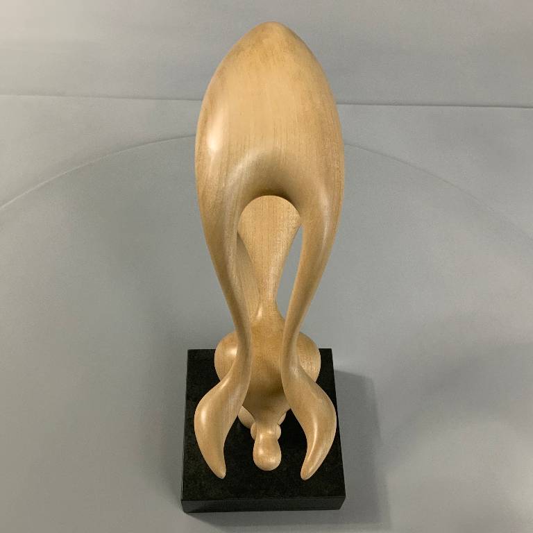 Award winning sculptor Misti Leitz perfectly captures movement in this piece