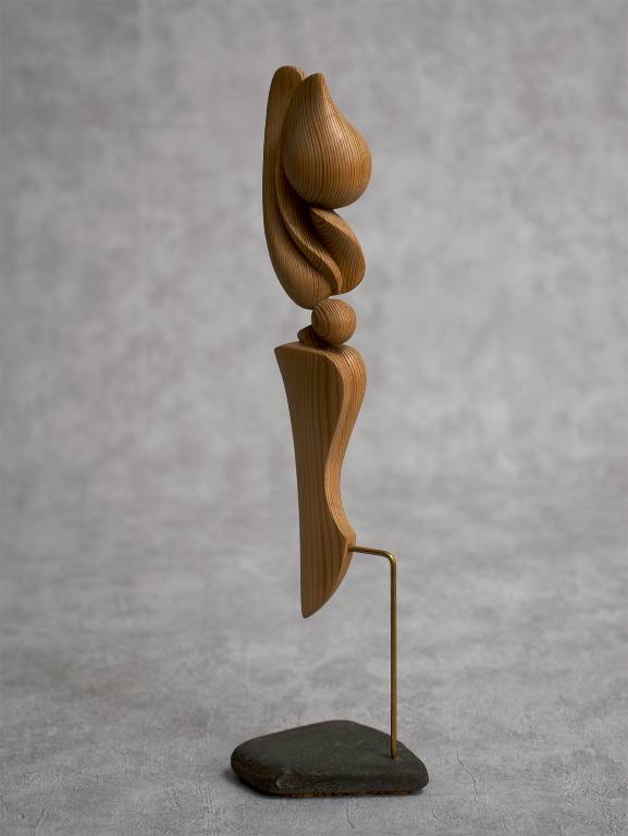 Pine sculpture symbolising birth